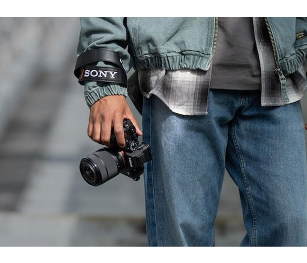 Sony FE 28–70mm f/3.5–5.6 OSS II - 1515942 - zdjęcie 7